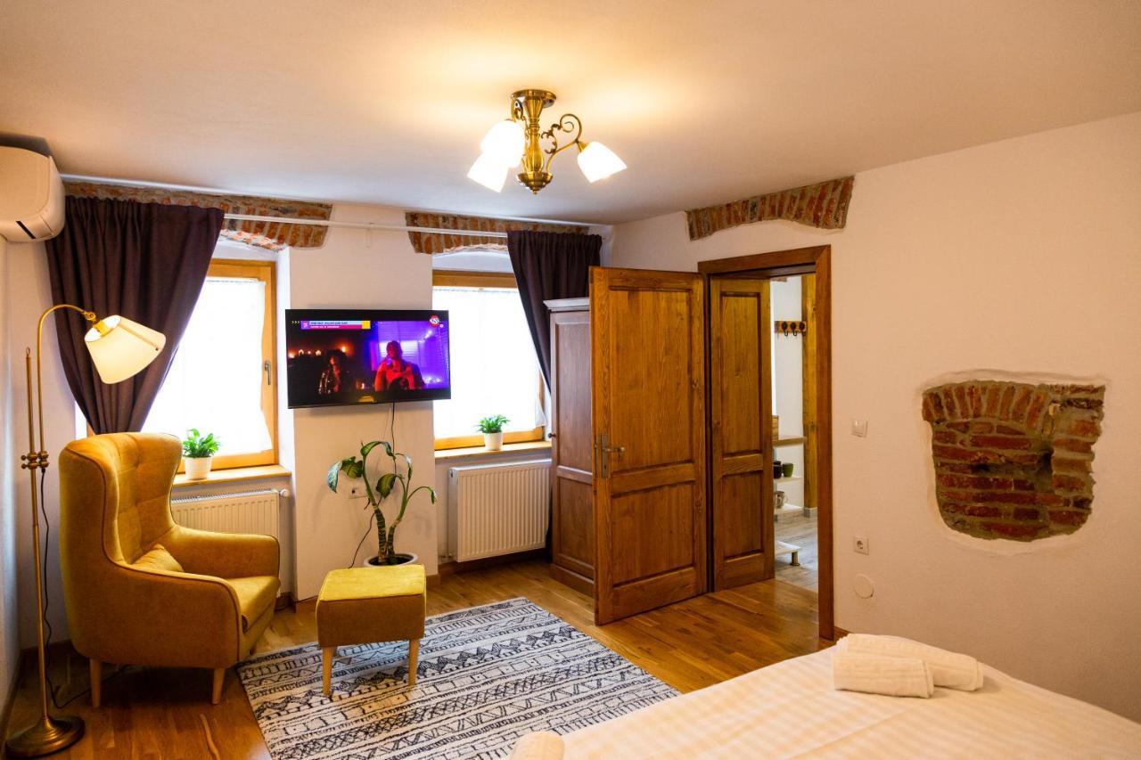 Stone Way Apartment Sibiu Exterior photo