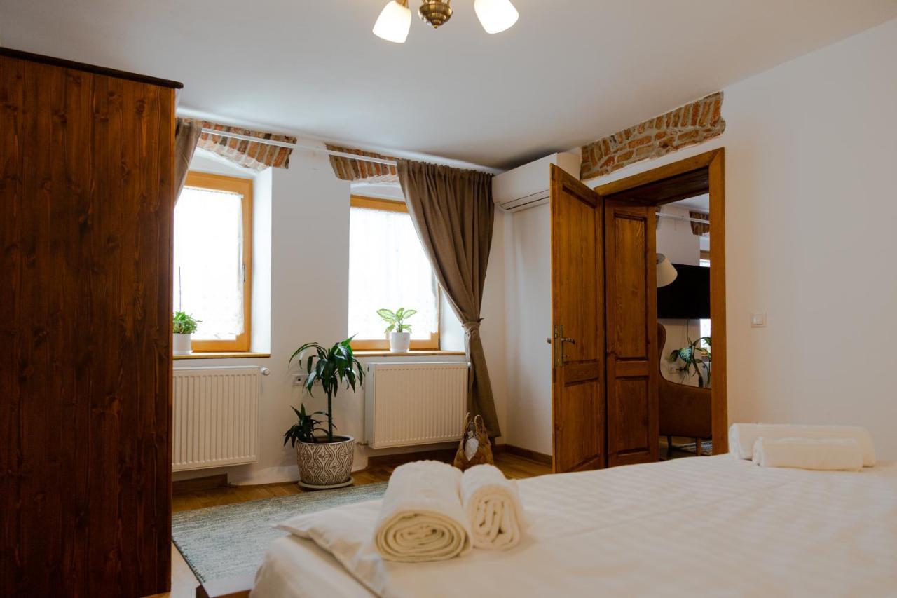 Stone Way Apartment Sibiu Exterior photo