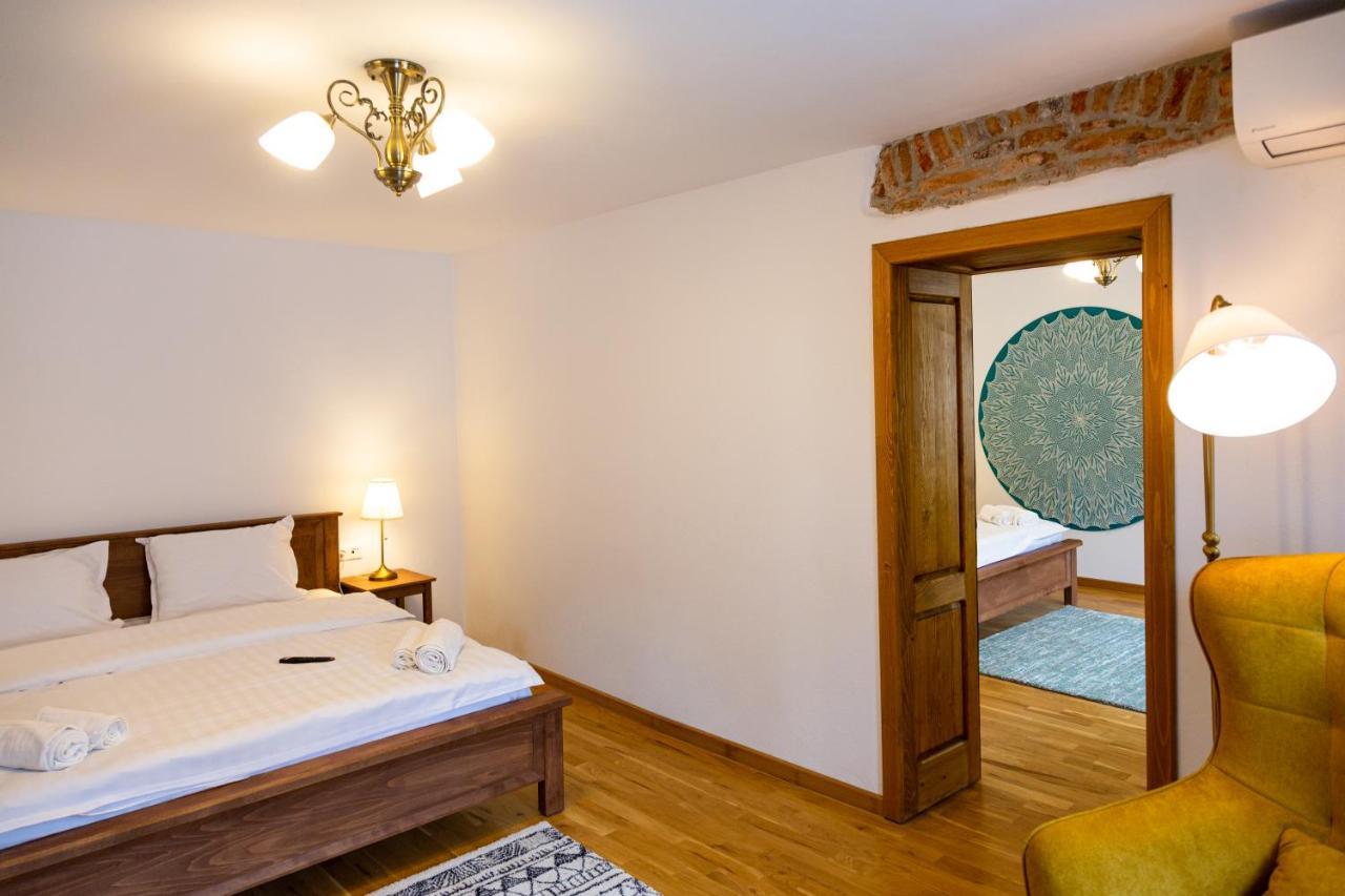 Stone Way Apartment Sibiu Exterior photo