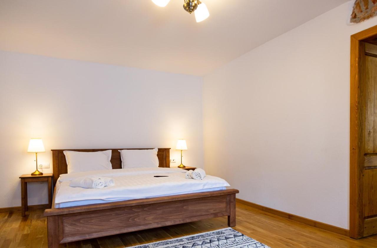 Stone Way Apartment Sibiu Exterior photo